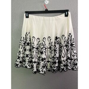 Zara Collection Skirt Sz L White Black Flowers Twirl Feminine Girly Short Pullon